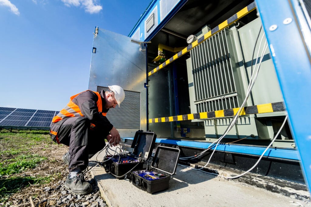 Optimizing Heat in Renewable Systems — From Solar Panels to Powerwall Optimizing Heat in Renewable Systems — From Solar Panels to Powerwall